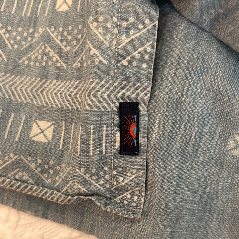 Faherty Blue Patterned Casual Button Down Shirt - image 4